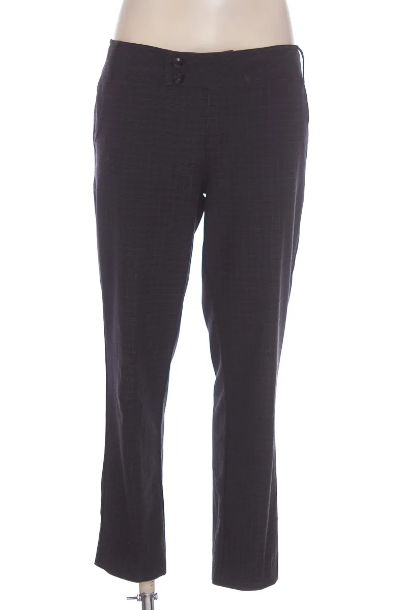 Pantalón color Negro - Arkitect
