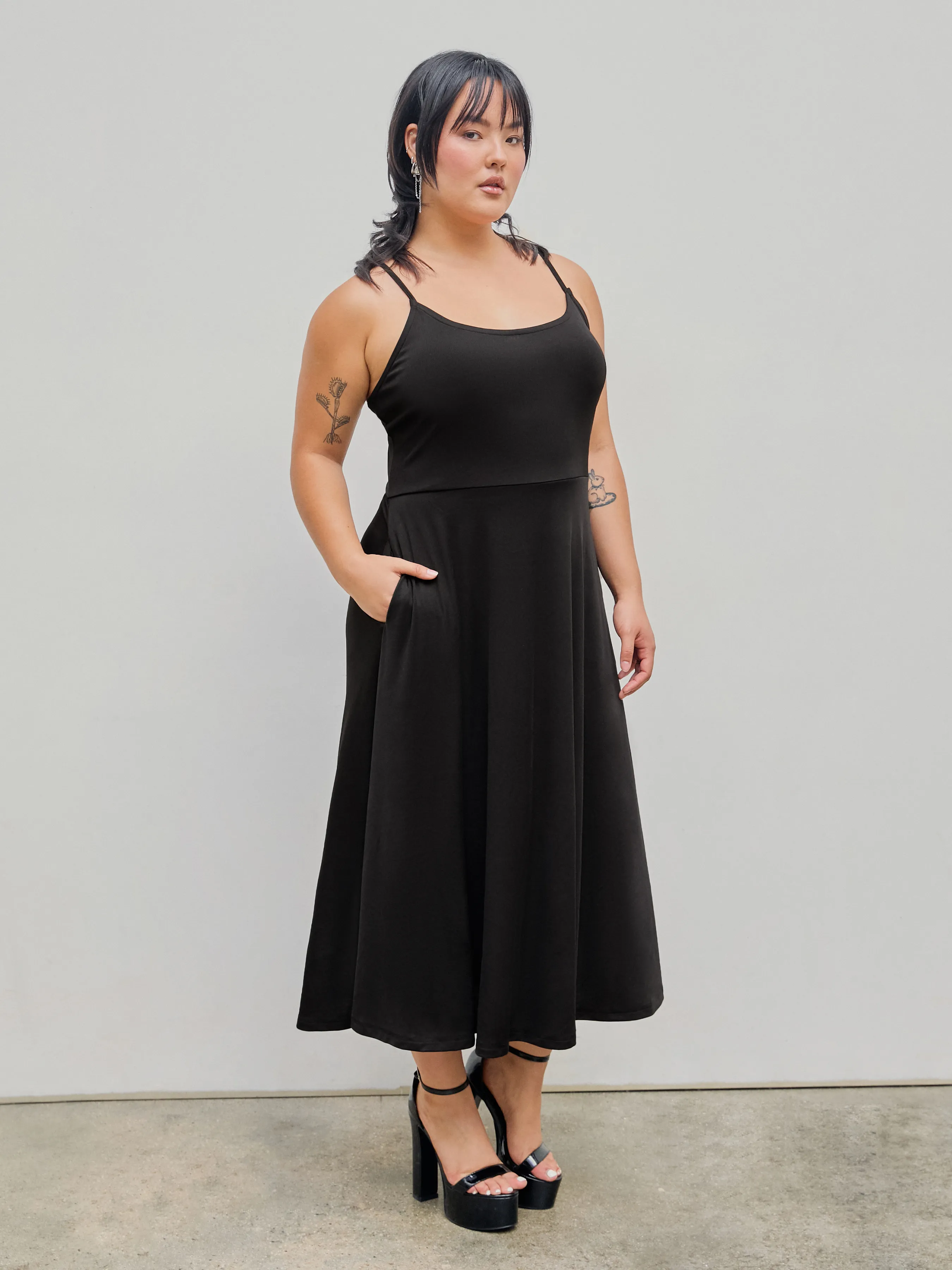 Vestido Maxi Cami Liso Curvy